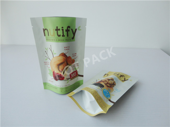 White / Silver Color Zipper Stand Up Food Pouch Bag With Transparent Window